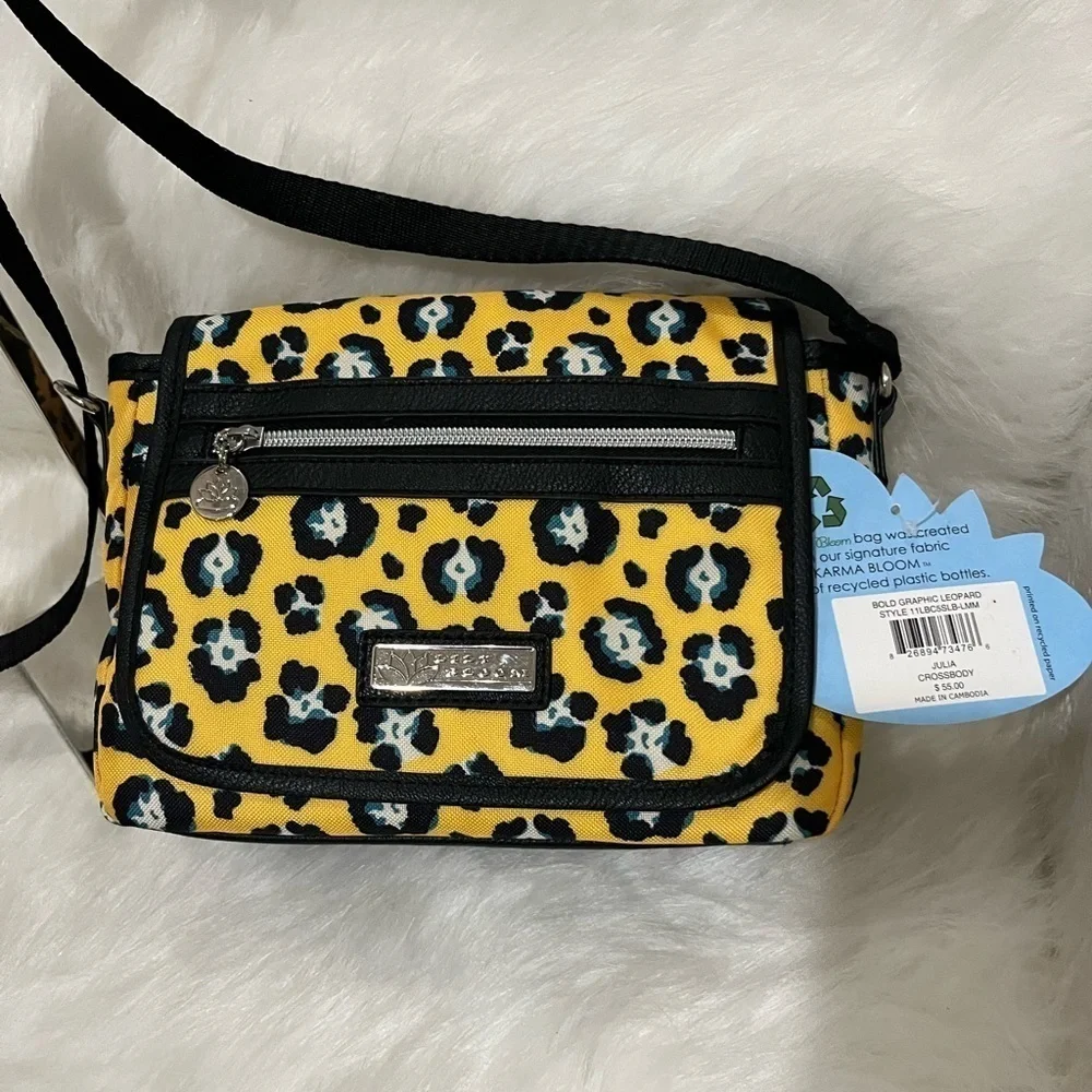 NWT LiLy Bloom Julia Crossbody- Bold Graphic Leopard Print